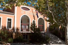 Mairie de Puyloubier